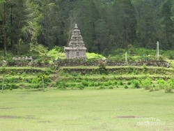 Bukan Cuma Bromo, Berkuda di Candi Gedong Songo Juga Asyik