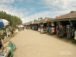 Bukan di Luar Negeri, Ini Salib Kasih di Tarutung