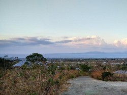 Bukit Bintang, Tempat Keren Melihat Sunset di Kupang