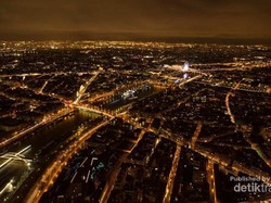 Bukti Paris Itu Romantis