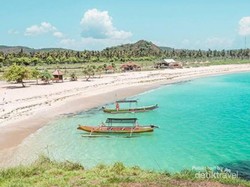 Butuh Vitamin Sea? Yuk, Intip Keindahan Pantai Lombok