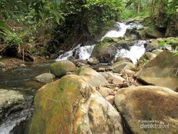 Cantiknya Air Terjun Sikulikap Negeri Suah di Sumut