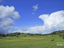 Cantiknya Legon Pari, Sunrise Terbaik di Banten