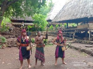 Cerita Perjalanan ke Alor, Pulau Budaya yang Mendunia