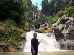 Cianjur Punya Air Terjun Secantik Ini