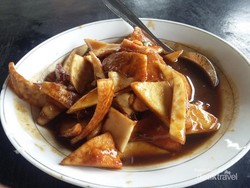 Cicipi Lincah U Groh, Kuliner Rujak Kelapa Muda dari Aceh