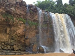 Curug Awang, Kembaran Niagara di Sukabumi