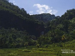 Curug Cimarinjung, Serasa Kembali ke Zaman Purba