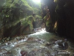 Curug yang Konon Jadi Tempat Mandi Bidadari di Jateng