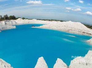 Danau Biru Instagramable dari Belitung