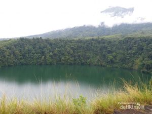 Danau di Ternate yang Penuh Mitos