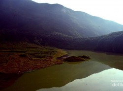 Danau Galunggung yang Masih Jarang Disinggahi
