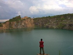 Danau Quarry, Spot Foto Kekinian di Bogor