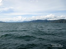 Danau Toba Seperti Lautan, Setuju?