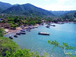 Desa Cantik di Pinggir Laut Karibia