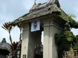 Desa di Bali yang Benci Poligami