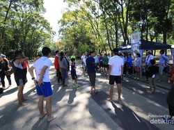 Di Osaka, Ada Komunitas Lari Tanpa Alas Kaki