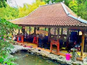 Di Yogya Kamu Bisa Ngopi Sambil Main Air