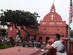 Diajak ke Masa Lalu di Bangunan Merah Melaka