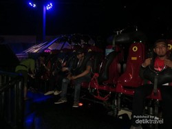 Dikejar Tarantula Hingga Disembur Raksasa di Trans Studio Bandung