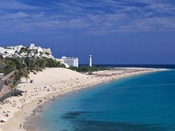 Duh! Resor & Area Nightlife Favorit di Spanyol Bakal Tercemar Minyak