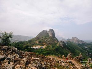 Eksotisme Bukit Batu Stone Garden di Padalarang