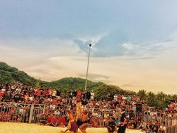 Eksotisnya Lombok, Ada di Festival Berburu Cacing