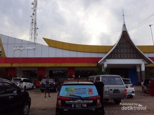 Godaan Wisata Kuliner Gulai Kepala Kakap di Jalur Trans Sumatera
