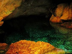 Gua Kristal & Pantai Tablolong, Objek Wisata Keren di Kupang