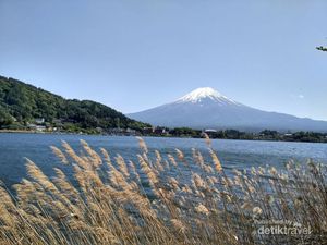 Gunung Fuji, Primadona Jepang yang Punya Pemandangan Ciamik