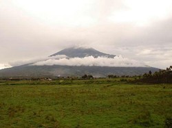 Gunung Kerinci, Menapaki Keindahan Tertinggi di Sumatera