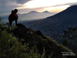 Gunung Sindoro via Alang-alang Sewu Dibuka, Ini Protokolnya