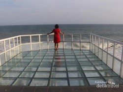 Gunungkidul Punya Teras Kaca Menghadap Pantai