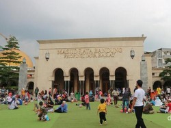 Ide Ngabuburit di Alun-alun Paling Hits