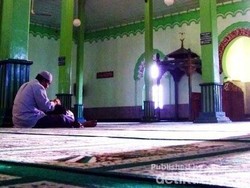 Indahnya Kerukunan Beragama di Alun-alun Magelang