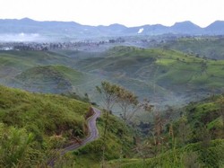 Indahnya Puncak Giri di Pagi Hari, Bikin Baper