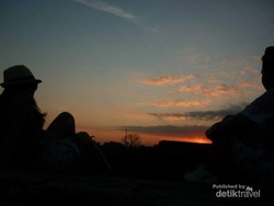Indahnya Sunset di Candi Prambanan