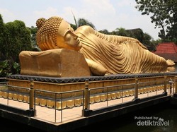 Indonesia Juga Punya Patung Buddha Tidur