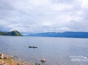 Ini Danau Vulkanik Terbesar Sedunia dari Indonesia