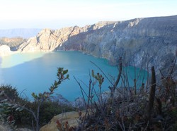 Ini Dia Pesona Paling Dahsyat di Gunung Ijen