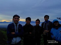 Ini Dia Tempat Melihat Pemandangan Bandung 180 Derajat