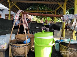 Ini Kuliner Hitam Manis dari Purworejo