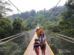Ini Lho Jembatan Gantung yang Terkenal di Sukabumi