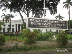 Ini Loh Isi Museum Seni Rupa dan Keramik di Jakarta
