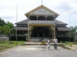Inilah Keraton Kesultanan Melayu di Kalimantan Barat