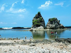 Inilah Sawarna, Surga Tersembunyi di Banten