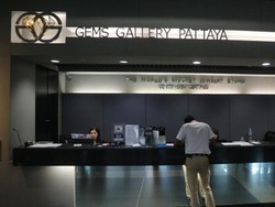 Intip Tempat Pembuatan Perhiasan di Pattaya