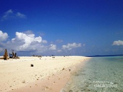 Island Hopping di Sulawesi Selatan, Seru Banget!