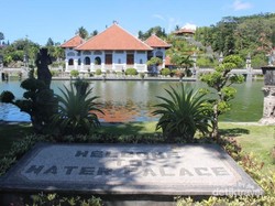 Istana Air yang Indah di Bali