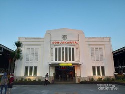 Istimewanya Malioboro Yogyakarta dan Cerita Dibaliknya